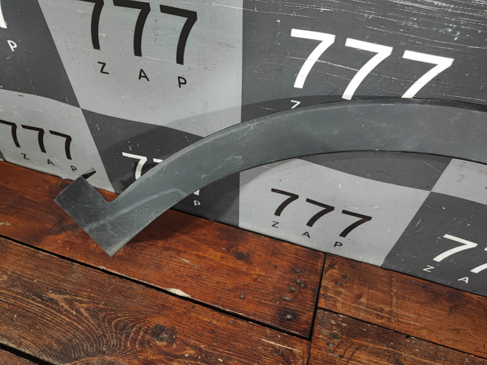 Накладка крыла переднего правого Kia Sorento 4 20-нв Б/У Оригинал 87712P2000