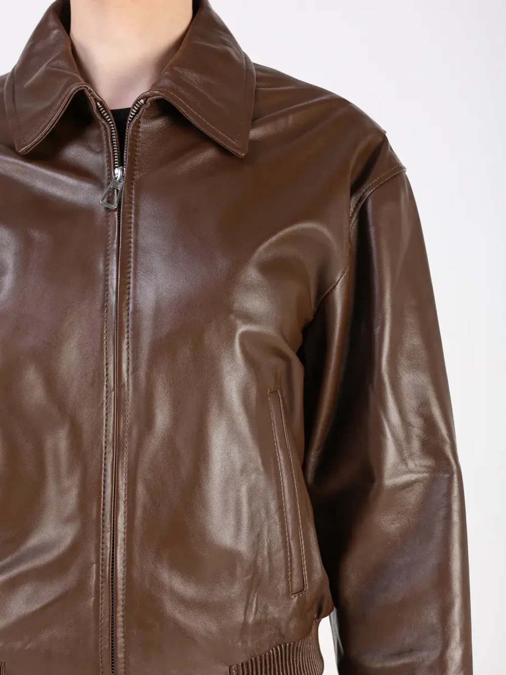 Кожаная куртка демисезонная