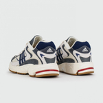 кроссовки Adidas Response CL Cream / Blue Stripes