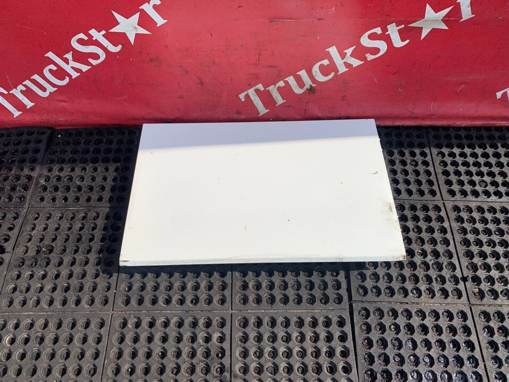 Крышка инструментального ящика