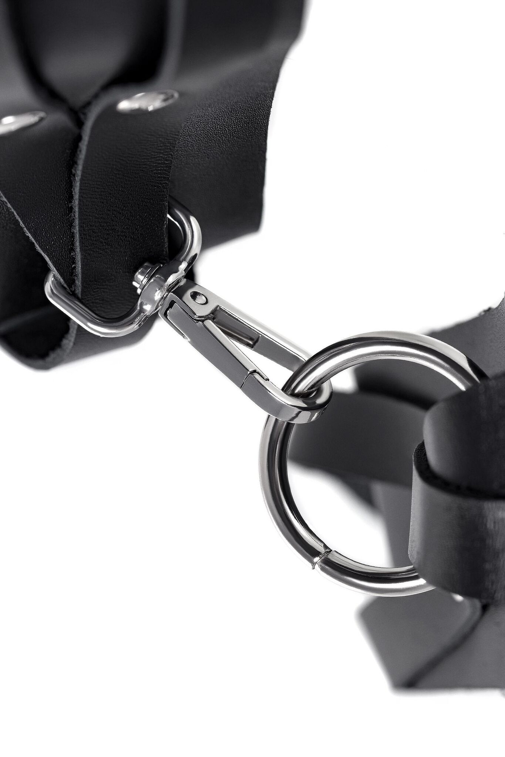 Оковы на ноги Pecado 2214 – натуральная кожа, перекрёстные ремешки