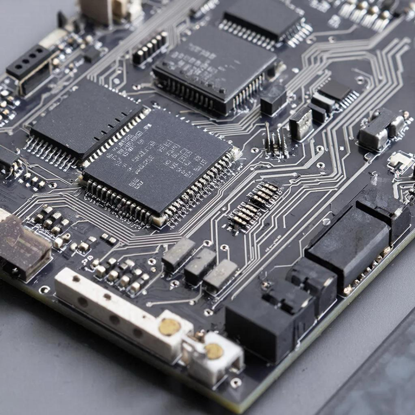 Чем опасна покупка микроконтроллеров в непроверенных местах