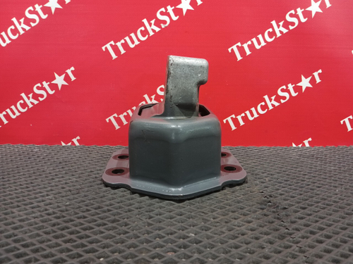 Подушка двигателя задняя 2018г.