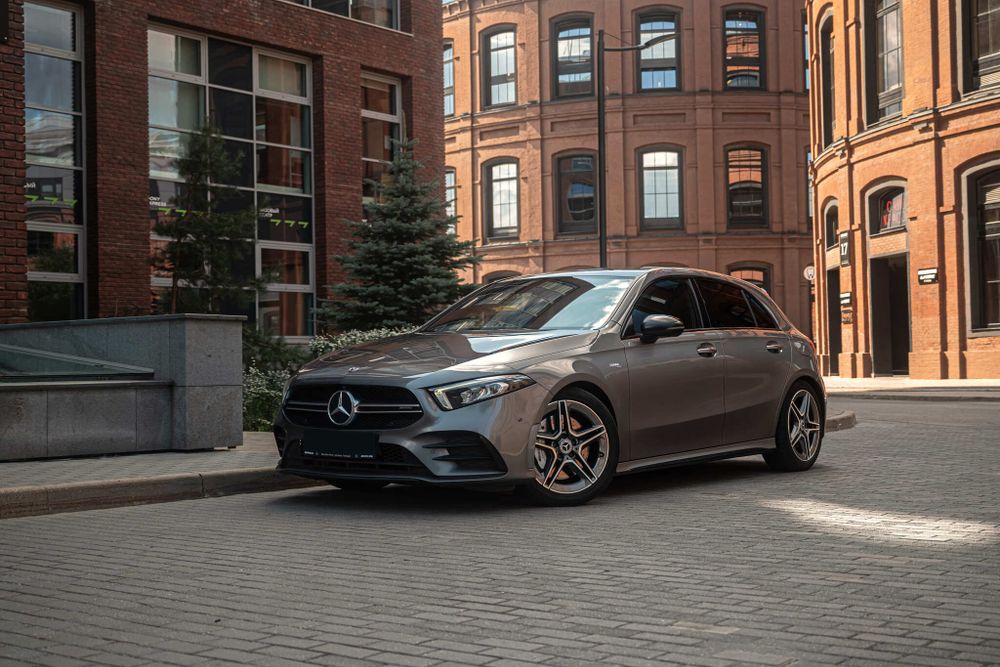 Mercedes-AMG A35 4 MATIC