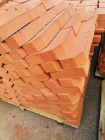 Кирпич керамический рядовой полнотелый профильный М200 "Угловой" (Витебск) 330шт