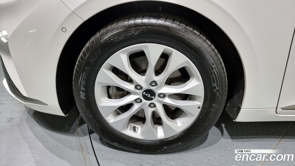 Kia K8 2.5 Бензин 2WD (04.2021)