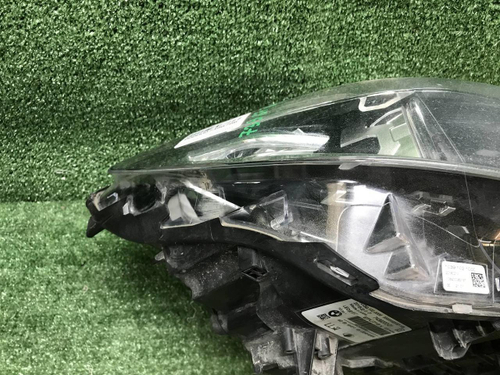 Фара правая BMW 5er G30 (2017-2020) LED