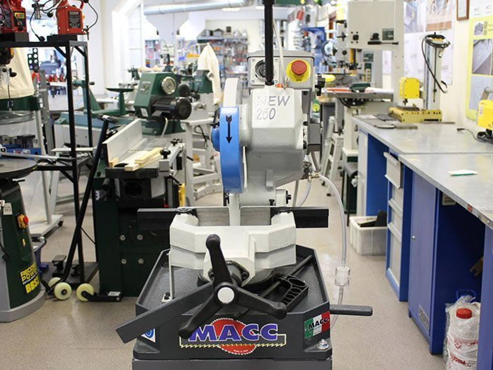 Дисковый отрезной станок Macc NEW315 EDV