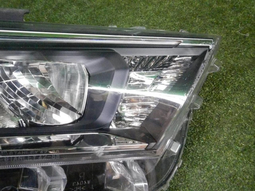 Фара правая Toyota RAV4 5 XA50 (2018-н.в.) LED