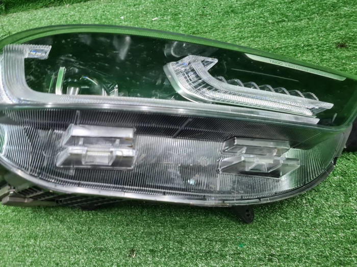 Фара правая Chery Tiggo 8 Pro Max (2022-н.в.) LED