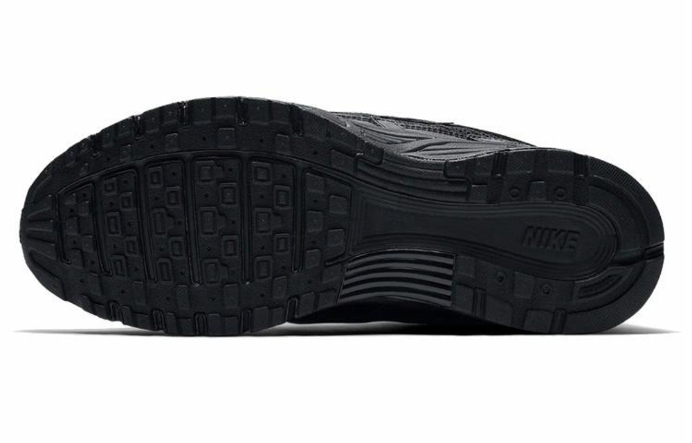 Кроссовки Nike P-6000