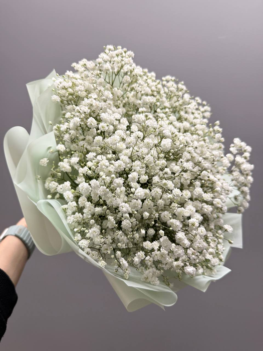 Букет из белой гипсофилы