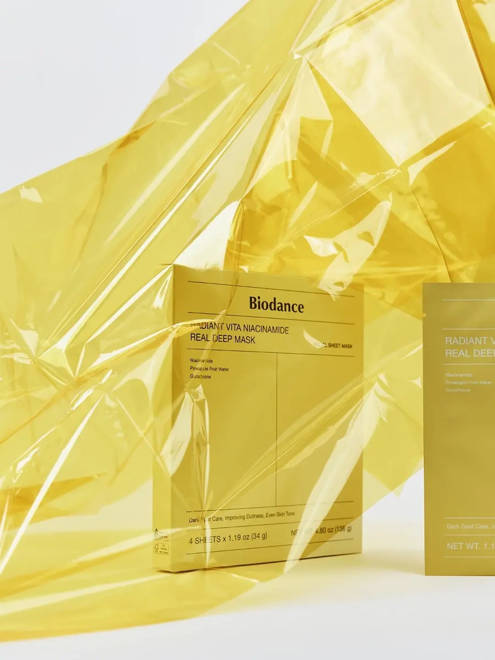 Biodance Осветляющая гидрогелевая маска с витаминным комплексом Radiant Vita Niacinamide Real Deep Mask 34 гр х 4 шт