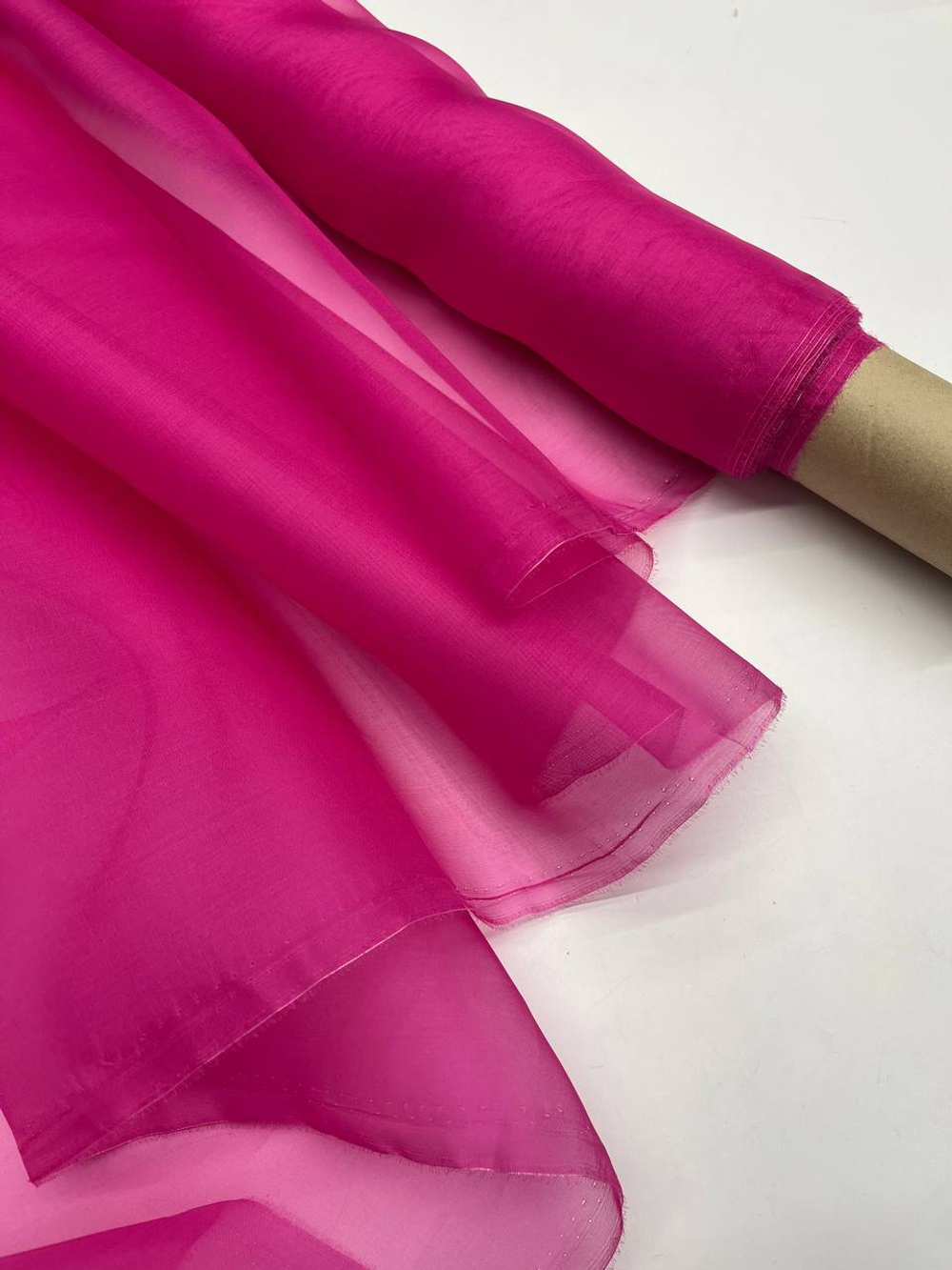 Шелк органза фуксия