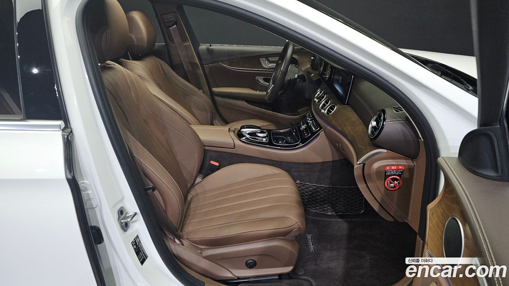 Mercedes-Benz E-Class W213 E220d 4MATIC Exclusive (06.2020)