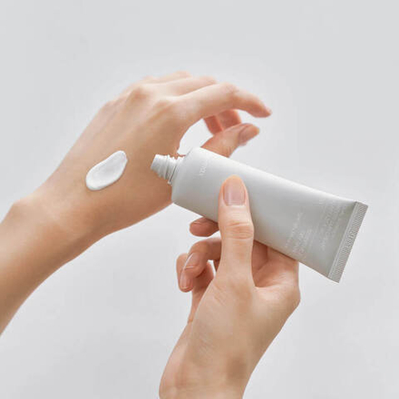 Celimax Солнцезащитный крем с комплексом церамидов Dual Barrier Watery Sun Cream SPF50+PA++++