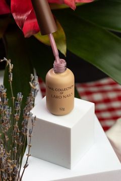 Камуфлирующая база Laro Nails Safe base 14 12ml