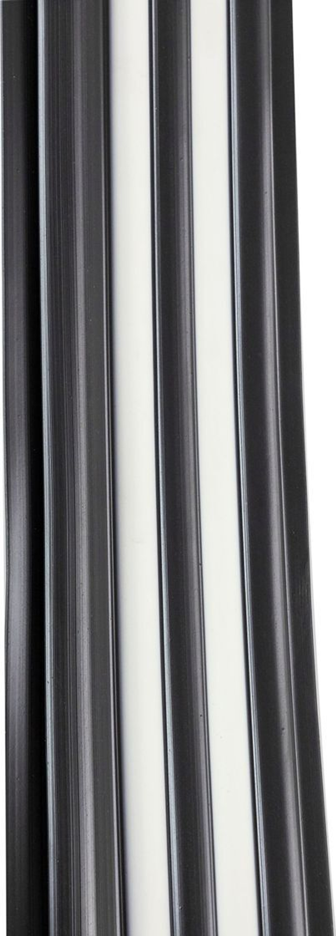 Лента привальная с брызгоотбойником 65мм черно-белая