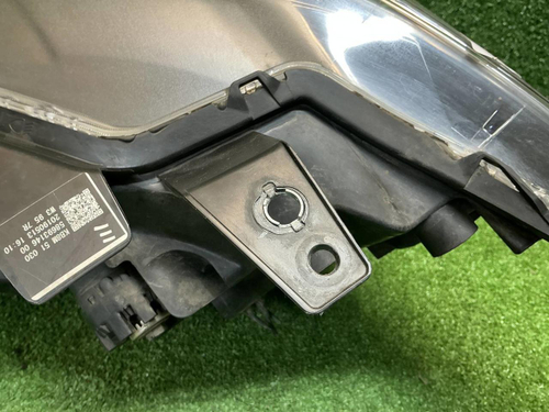 Фара правая Mazda CX-5 2 (2017-2021) LED