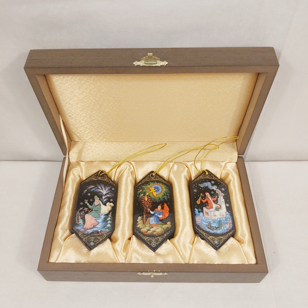 Набор ёлочных игрушек-конфет с ручной росписью Палех "Сказки" в футляре