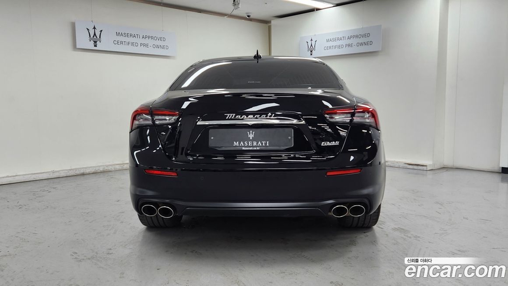 Maserati Ghibli 2.0 프라그먼트 Editions (05.2022)