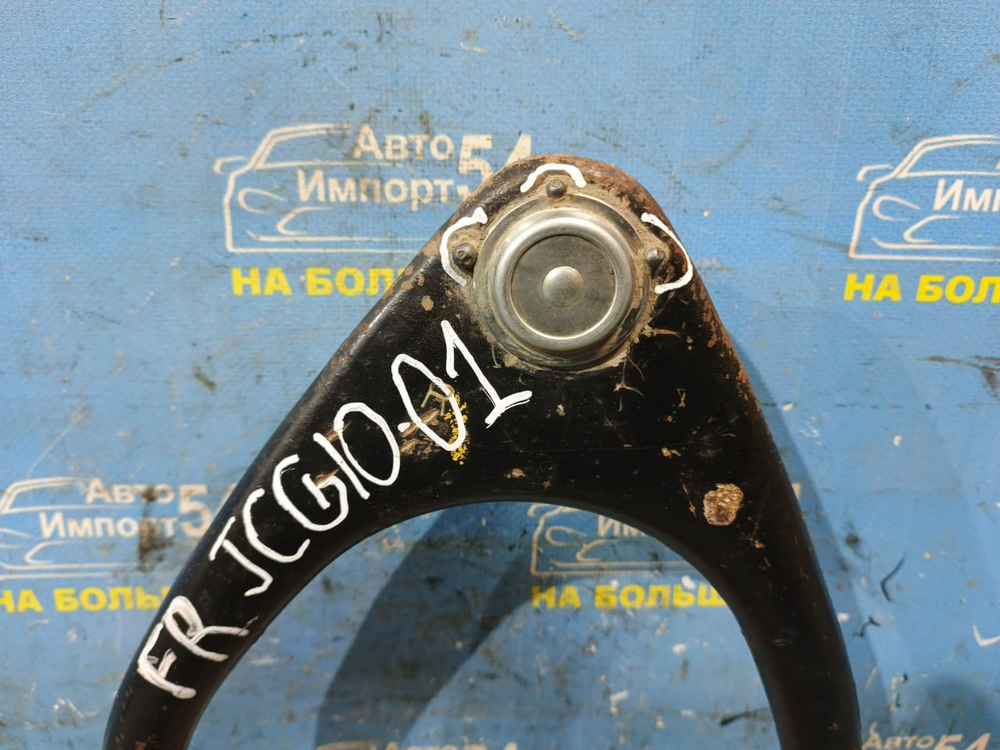 Рычаг передний правый TOYOTA BREVIS 2002