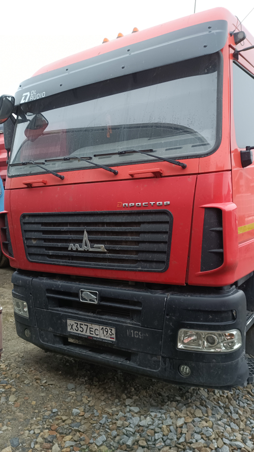 МАЗ 5440 4x2 Седельный тягач 544028-570-031 (Дизельный, 11,6 л, 423 л.с., МТ)