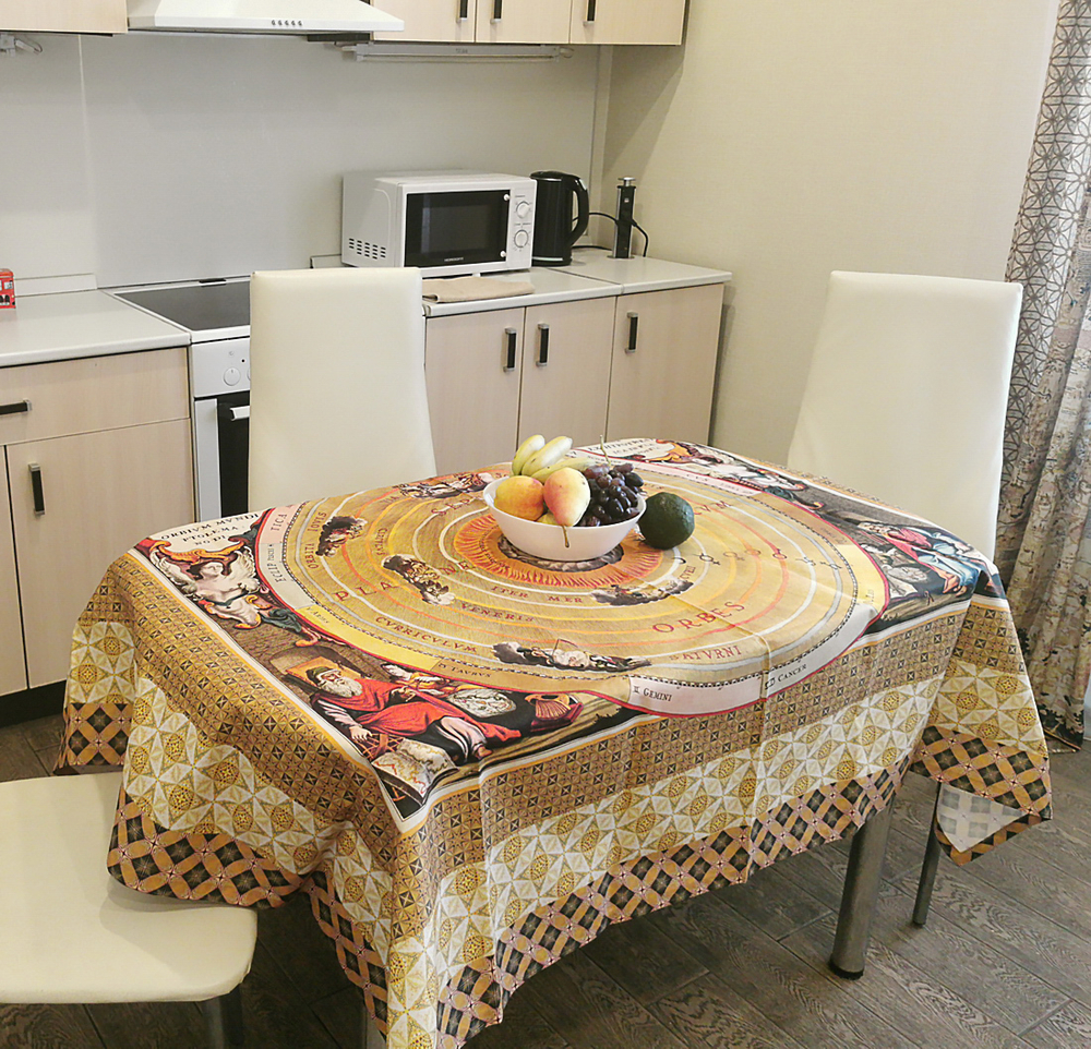 Скатерть на стол с изображение звездного атласа