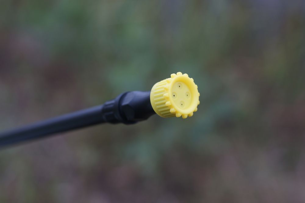 Аккумуляторный садовый опрыскиватель Greenworks G40BPS, 5300007, 40v, в комплекте с АКБ 2 А·ч и ЗУ