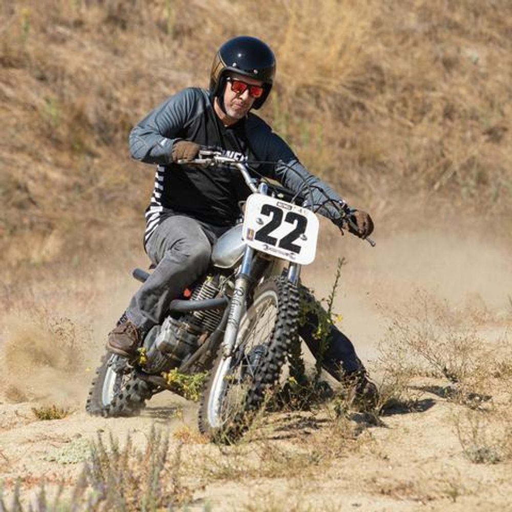 Bonanza Gloss Holeshot / Черно-золотой