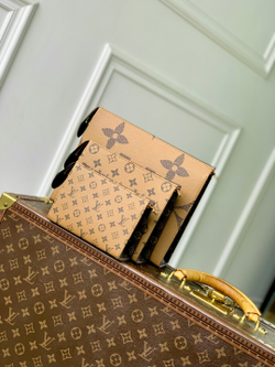 Louis Vuitton Trio Toilet Pouch
