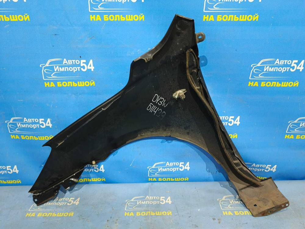 Крыло переднее правое MAZDA DEMIO 2005-2007