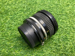 Nikon Nikkor 20mm 2.8