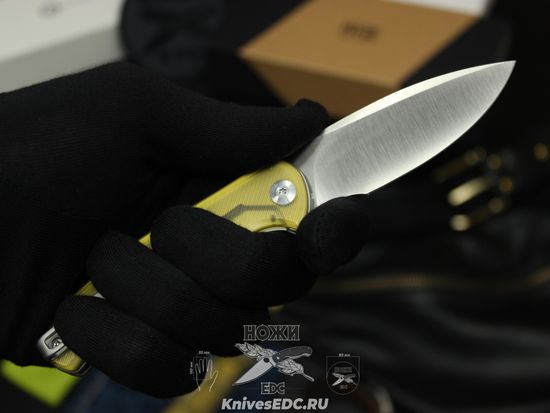 Нож складной CIVIVI Mini Praxis C18026C-4 сталь клинка D2, рукоять Ultem