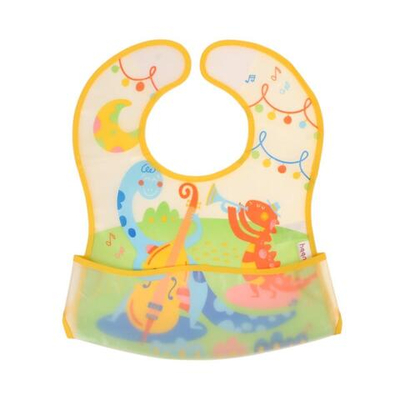 Нагрудник на липучке "В мире животных" с карманом непромокаемый (Lubby)