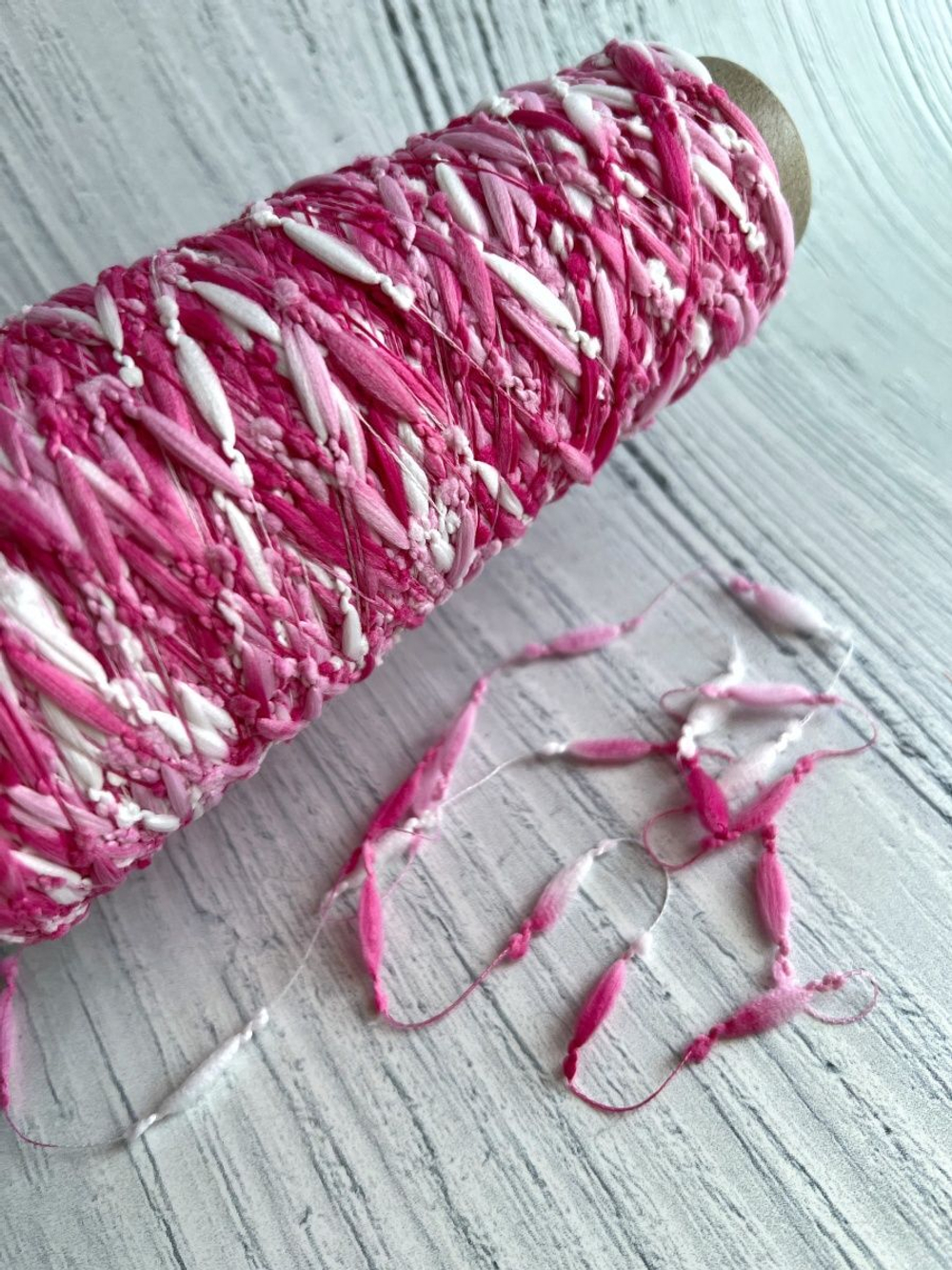 Трикотажная пряжа для вязания Шишибрики CARAMELLA