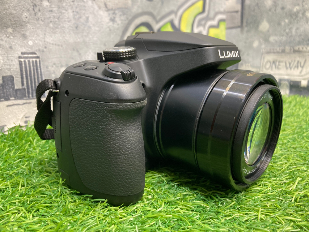 Panasonic DC-FZ82