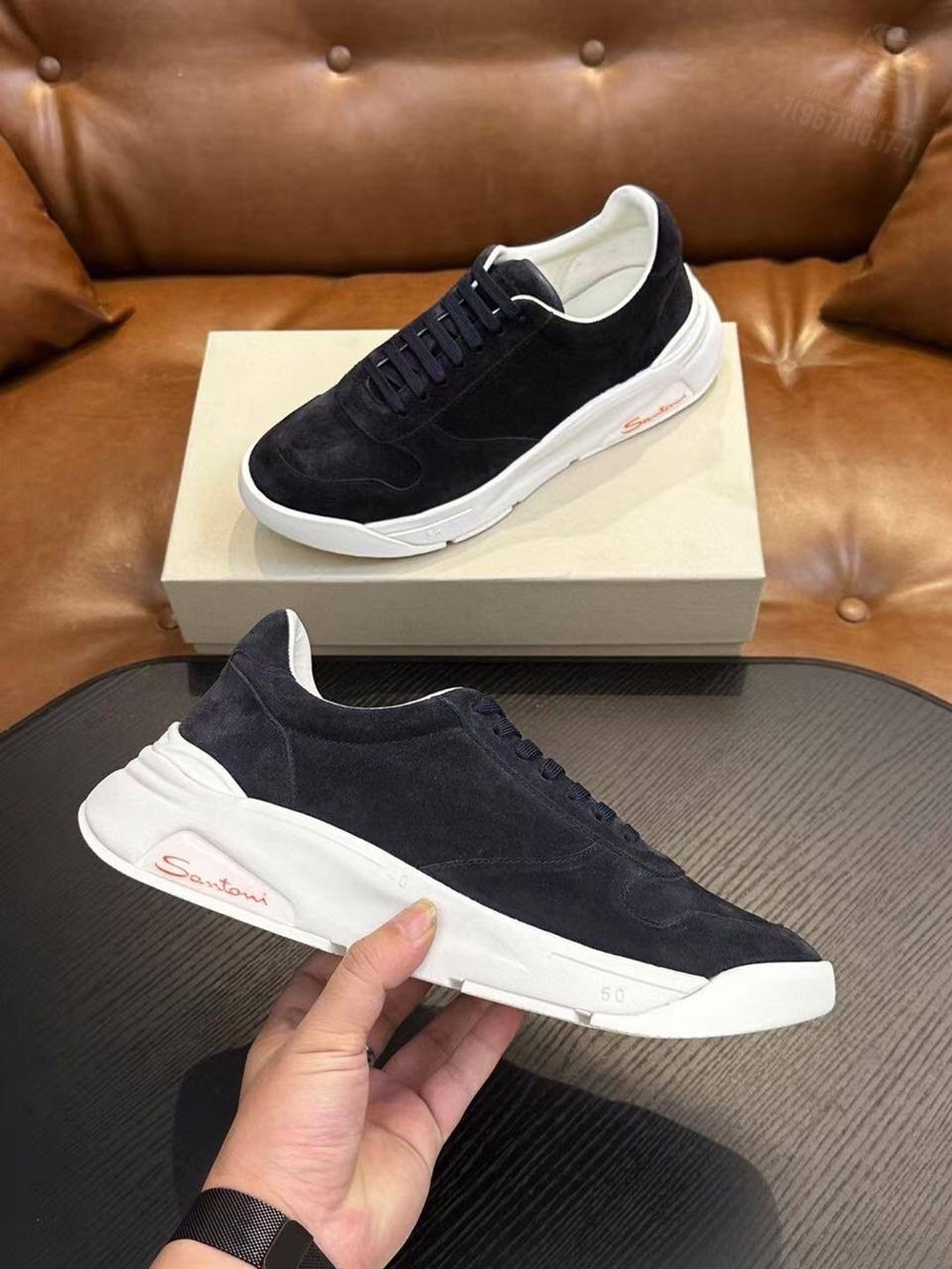 Кроссовки Santoni