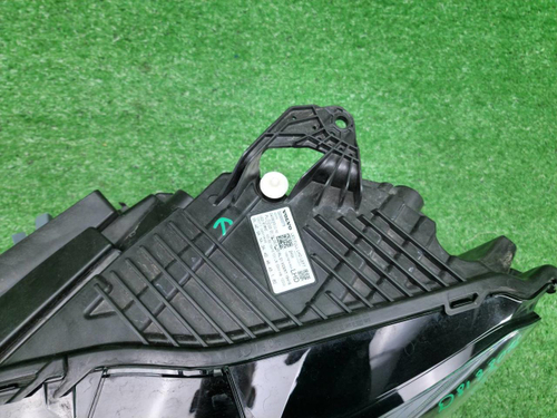 Фара левая Volvo XC60 2 (2021-н.в.) LED