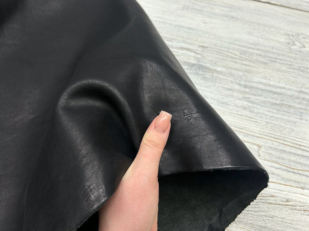 Etrusco Volanato Nero (1,6-1,8 мм), цв. Черный, натуральная кожа