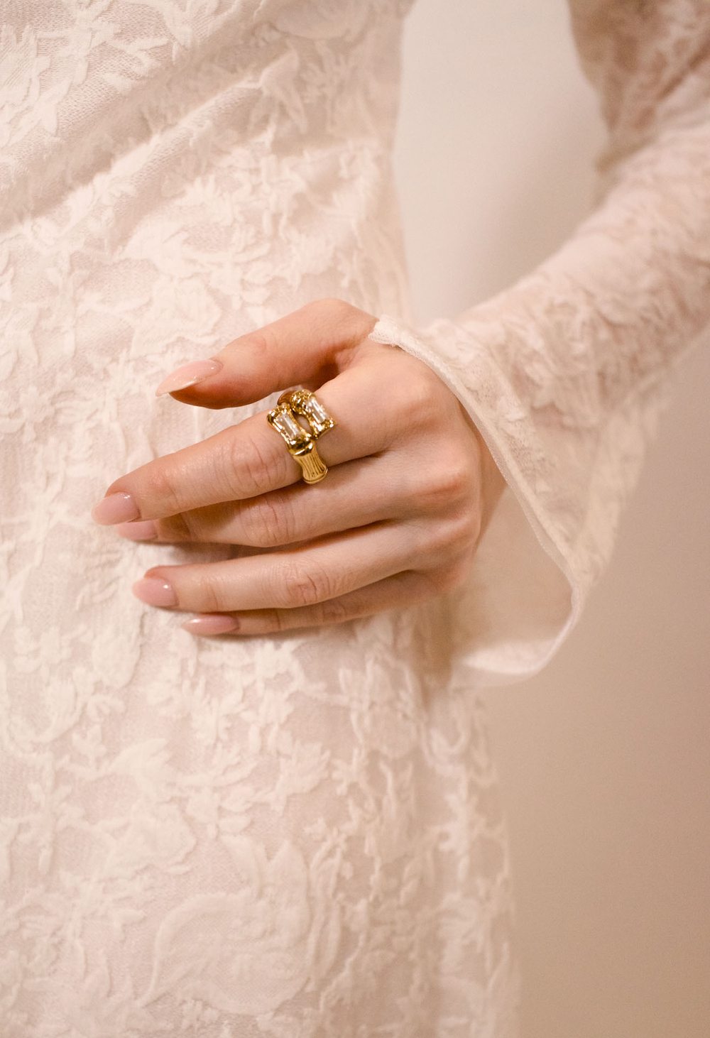 E7E2C482-998A-424B-9063-2E4D2179A468