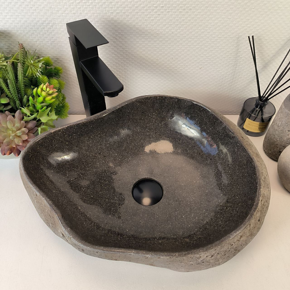 Раковина из речного камня RS-65375 48*38*14 0861