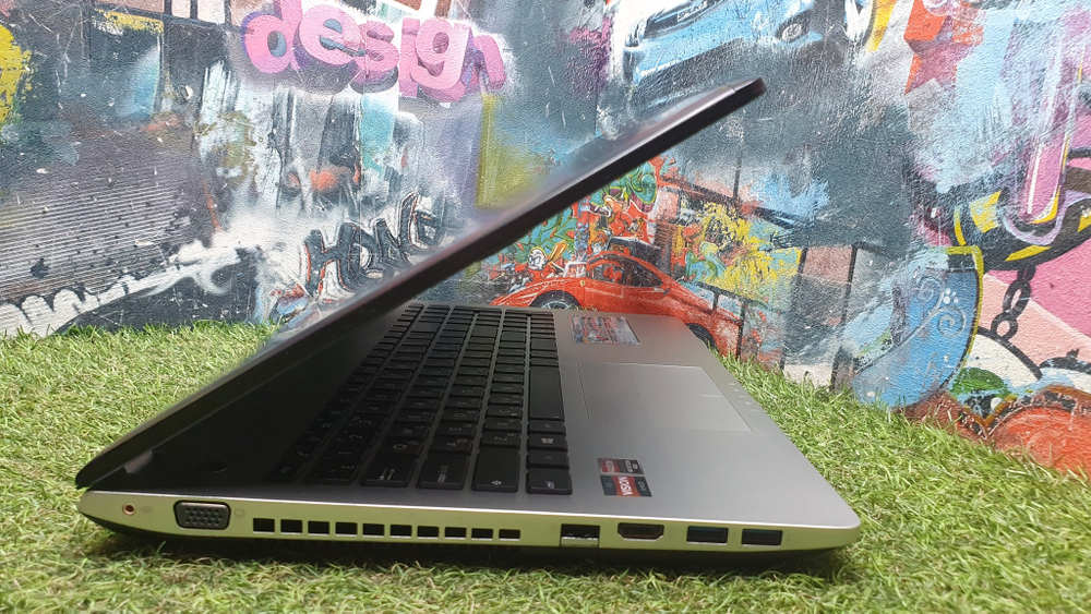 Ноутбук ASUS AMD A8/8Gb/FHD