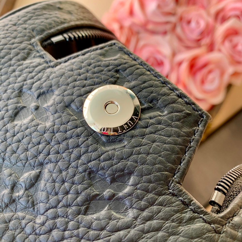 Louis Vuitton Dopp Kit Toilet Pouch
