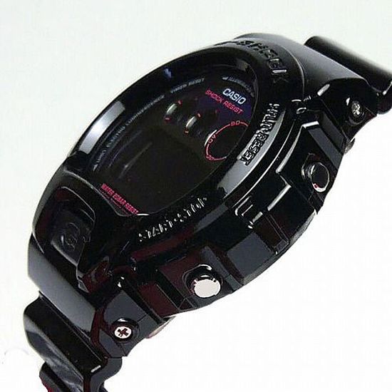 Наручные часы Casio DW-6900RGB-1E