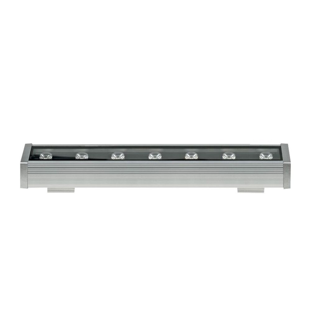 ULF-K52 9W/3000K/L25 IP65 SILVER Прожектор светодиодный линейный, 250мм. Теплый белый свет(3000K). 1100Лм. Алюминий. Цвет серебро. TM Uniel