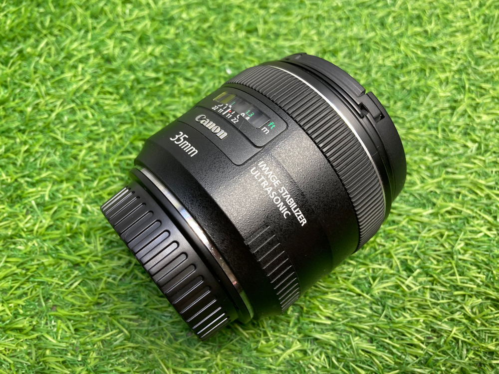 Canon EF 35mm 2 IS USM