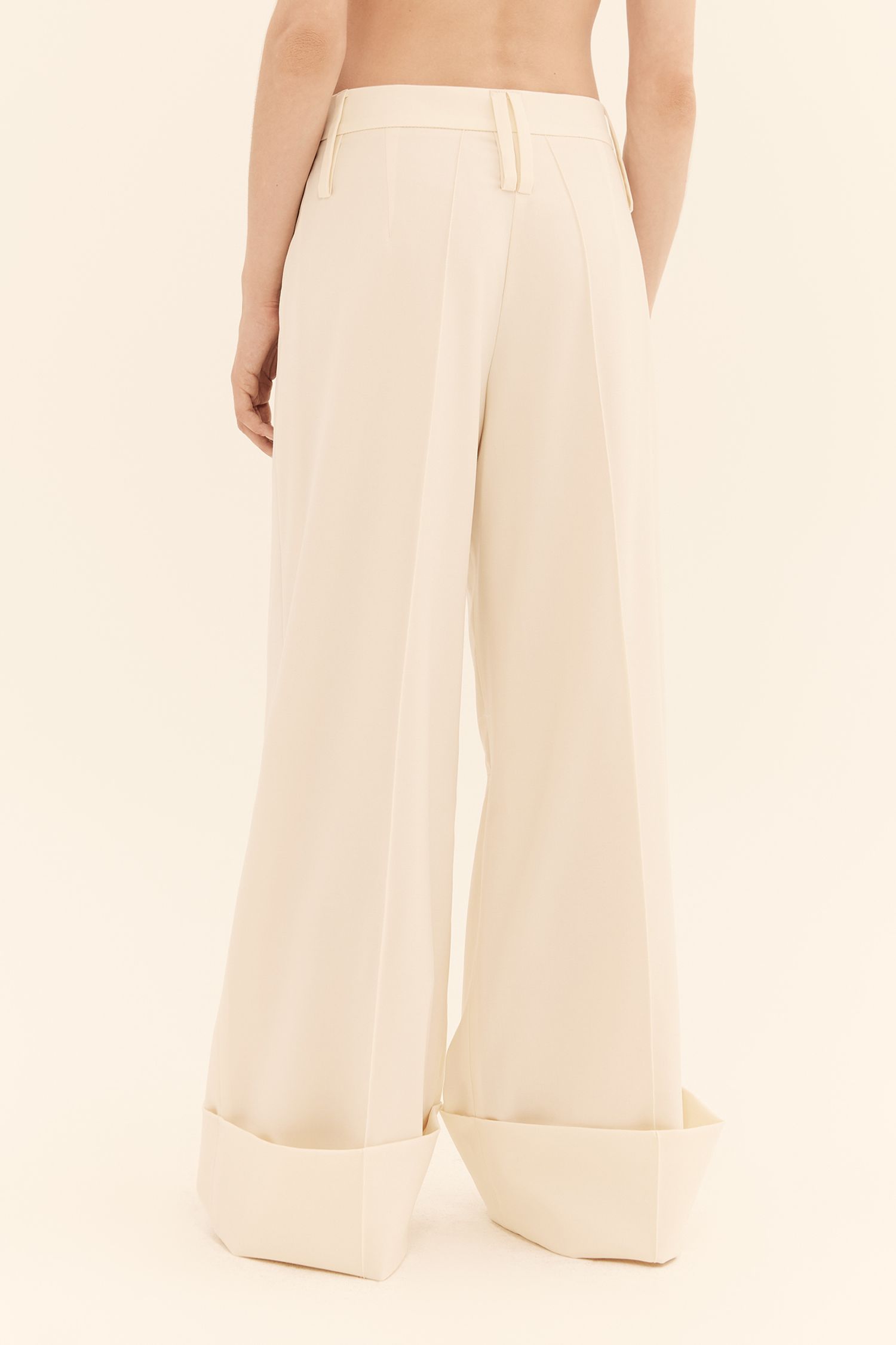 Брюки (Она любила гранж), молочные