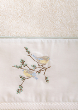 Полотенце 50x100 Bovi Spring экрю с вышивкой Португалия