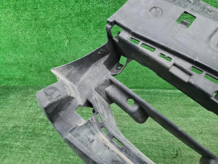 Кронштейн ПТФ левый BMW 5er G30 (17-20) M-paket